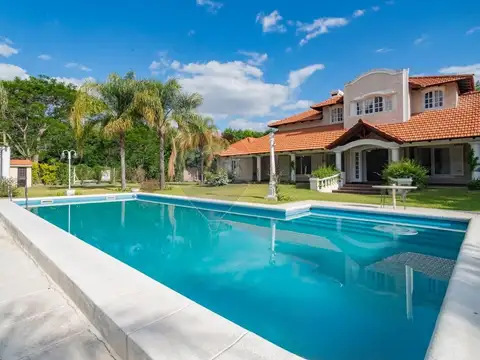 VENTA CASA EN COLASTINÉ A 200 MTS DE LA RUTA