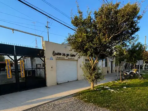 LOCAL EN VENTA PEREZ, SOBRE RUTA 33 - 750M2
