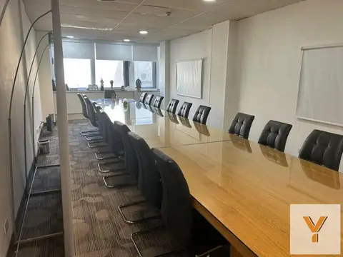 Oficina 6 ambientes con 2 baños