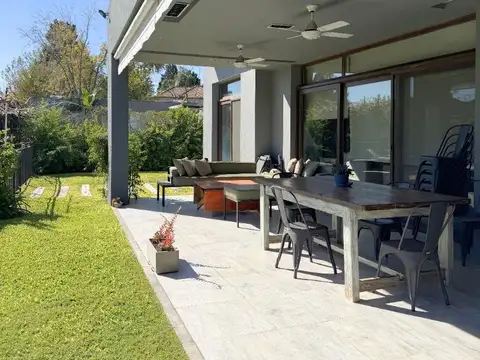 Casa en Venta de 5 dormitorios