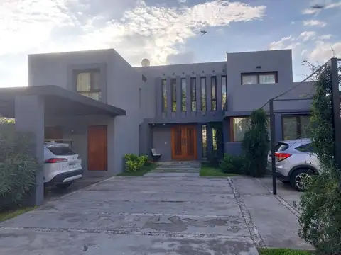Casa en Venta B° Buenos Aires Golf