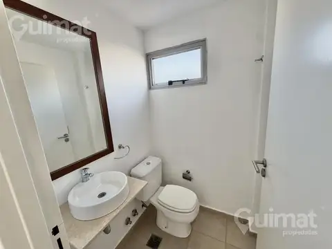 Departamento en Alquiler con 1 cocheras