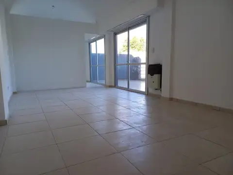Departamento en Alquiler en Florida Mitre/Este, $ 1.500.000