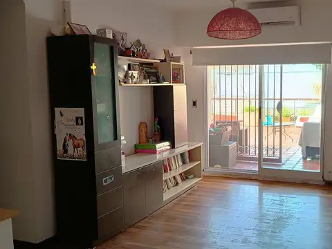 Venta depto 3 amb con balcón terraza y cochera