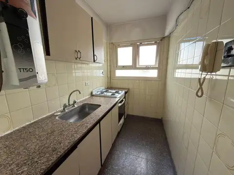 Departamento 3 ambientes con 1 baño