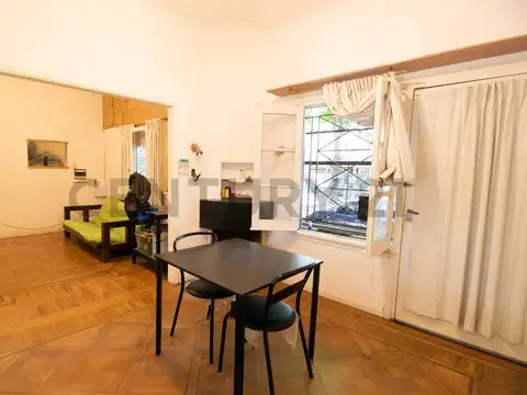 Casa 2 ambientes con 1 baño