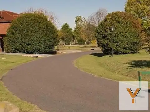 Terreno en Venta en Los Alcanfores, USD 85.000
