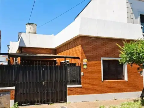CASA 4 AMBIENTES C/PATIO Y TERRAZA EN FLORIDA OESTE