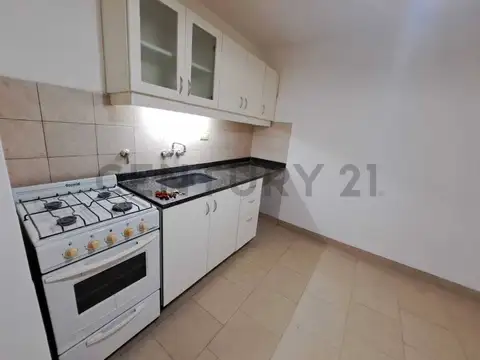 Departamento en Venta en Villa Primera, USD 55.000