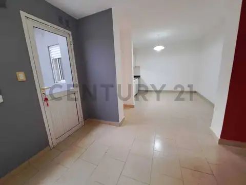 PH DOS AMBIENTES P. BAJA POR PASILLO CON PATIO, VILLA PRIMERA MAR DEL PLATA