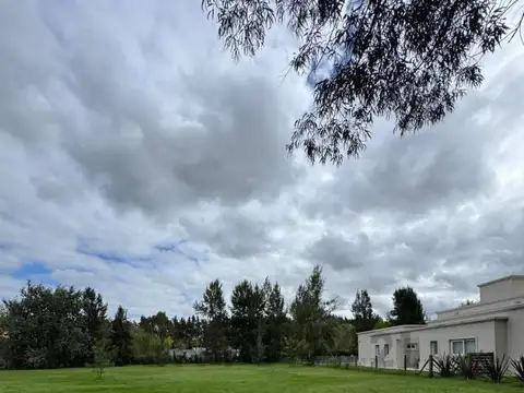 Terreno en Venta en Club Miralagos, Countries y Barrios Cerrados en la Plata