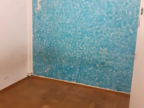 Casa 5 ambientes con 1 baño