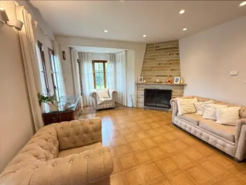 CASA EN ALQUILER PILAR