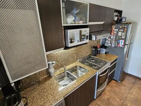 Departamento 3 ambientes con 2 baños