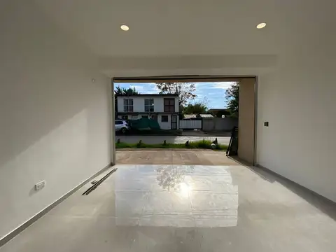 Local en Venta A Estrenar