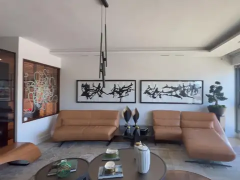 Trinidad Guevara 300