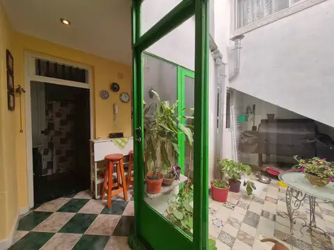 Depto Tipo Casa en Venta con 1 cocheras