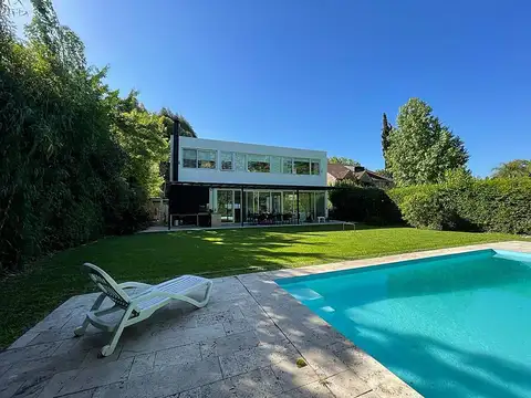 Casa en Alquiler Temporal en La Horqueta, USD 5.000