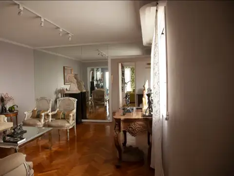 Departamento 4 ambientes con 2 baños