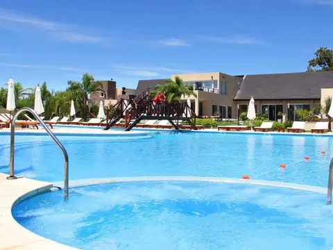 Terreno en Venta 25  mts Frente