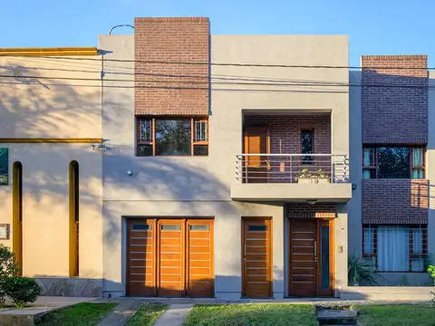 Casa en venta en Junin, cuatro dormitorios