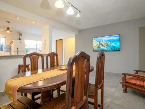 Casa en venta en Junin, cuatro dormitorios