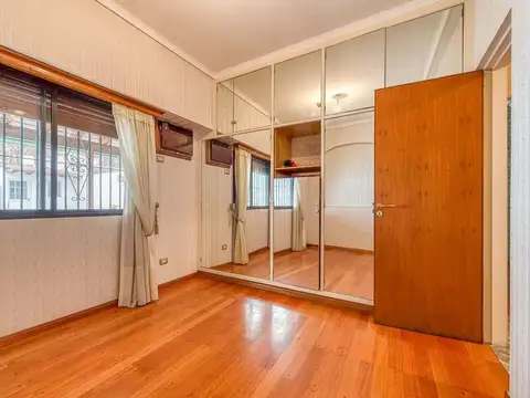 Depto Tipo Casa en Venta 43 años