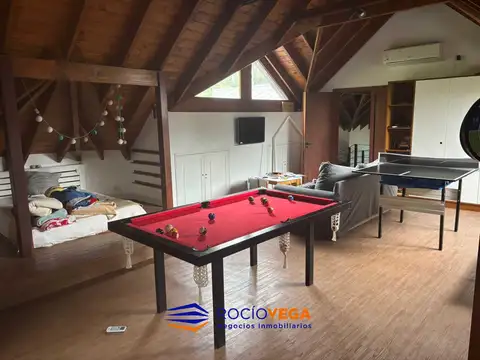 Casa 6 ambientes con 4 baños