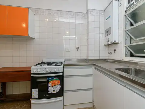 Departamento en Venta en Chacarita, USD 110.000