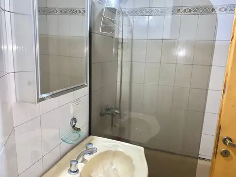 Depto Tipo Casa 2 ambientes con 1 baño