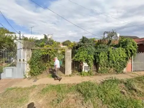 Terreno en Venta en Moron Sur, USD 200.000