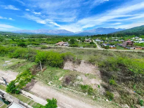 Terreno en Venta 30  mts Fondo