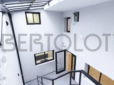 Depto Tipo Casa 4 ambientes con 3 baños