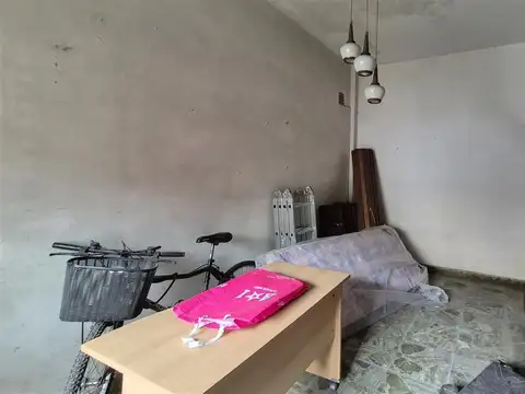 Depto Tipo Casa en Venta 50 años