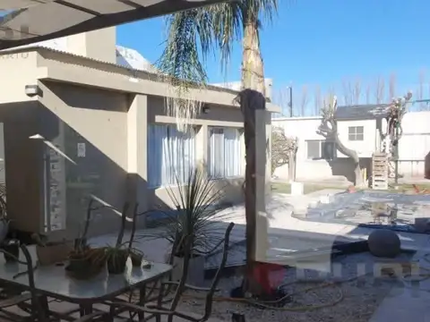 CASA EN VENTA EN CATRIEL-RIO NEGRO