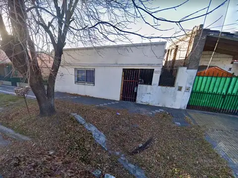 Casa a Reciclar en buen barrio residencial - Venta Directa 