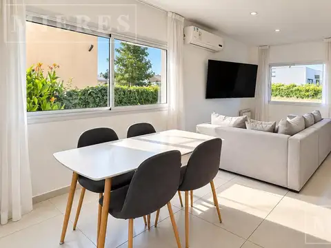 Casa en venta en Santa Elena, Pilar del Este, Calle Torra 2814