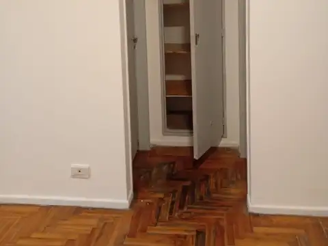 Departamento en Alquiler en Almagro, $ 420.000