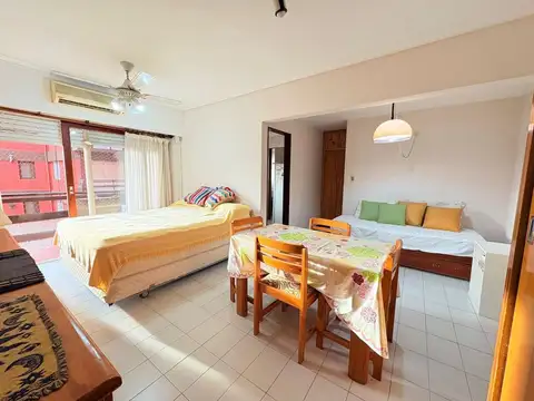 VENTA DEPARTAMENTO DE UN AMBIENTE CON BALCON