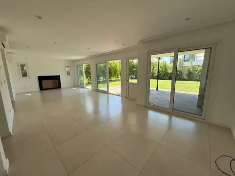 RETASADA EN VENTA en Tipas, Nordelta, Tigre
