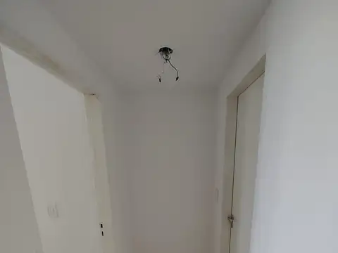 Departamento en Alquiler en Refinerias, $ 590.000