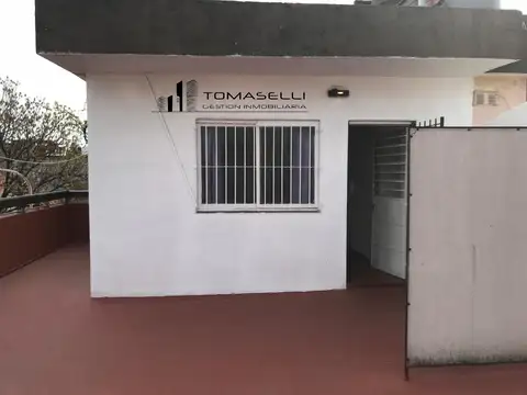 ALQUILER - MONOAMBIENTE - VILLA MADERO - SOBRE AVENIDA CROVARA