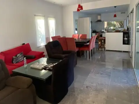 Casa en Alquiler en Pilar del Este - Santa Guadalupe, $ 1.500