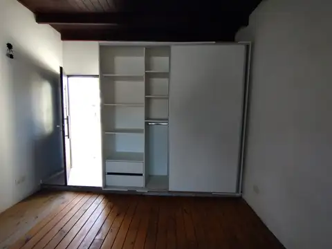 Casa en Alquiler de 1 dormitorio