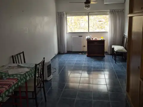 Leandro N. Alem 100, Piso 2