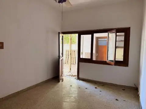 Depto Tipo Casa en Venta 76 años