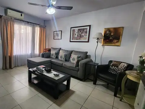 Casa en Alquiler en Lomas de Zamora, $ 850.000