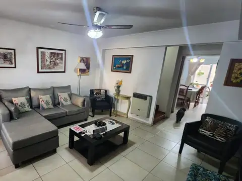 Avenida Santa Fe 700