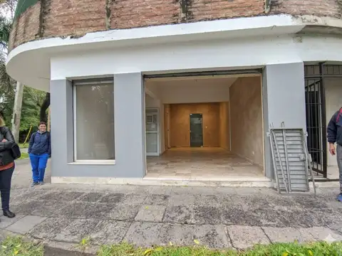 Casa en Venta en Rafael Calzada, USD 180.000