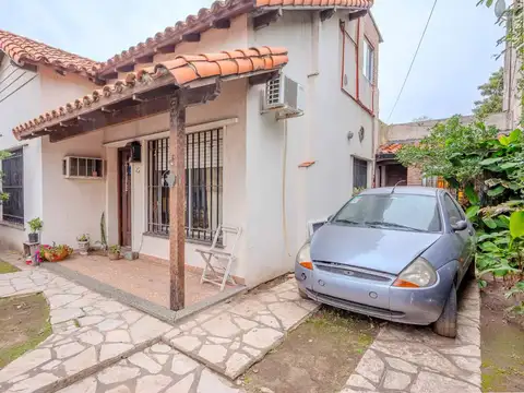 VENTA CASA 5 AMB + PLAY ROOM MARTINEZ